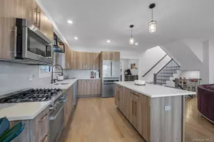 37 Carlton Ave, Port Washington, NY 11050 - Photo 9