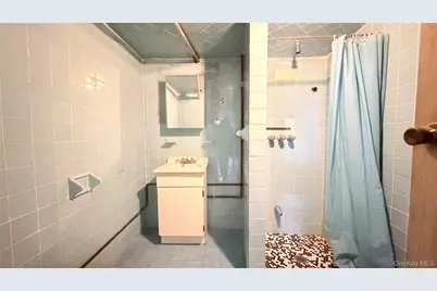 10154 102nd Street, Ozone Park, NY 11416 - Photo 25