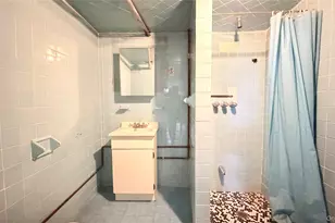 101-54 102nd St, Ozone Park, NY 11416 - Photo 25