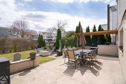 123 Hildreth Place, Yonkers, NY 10704 - Photo 23