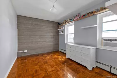 14908 Union Turnpike #19C, Kew Gardens, NY 11367 - Photo 11