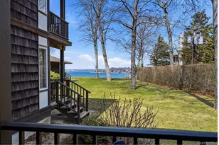 13 Winthrop Rd, Shelter Island Heights, NY 11964 - Photo 17