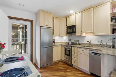 13 Winthrop Road #24, Shelter Island Heights, NY 11964 - Photo 15