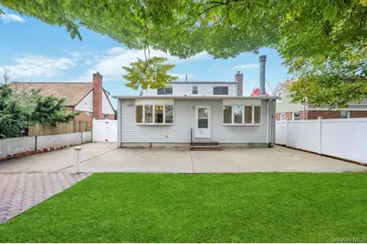 5 Edward Avenue, Hicksville, NY 11801 - Photo 3