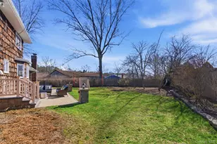 9 Bonaire Dr, Dix Hills, NY 11746 - Photo 31