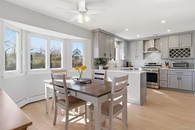 9 Bonaire Drive, Dix Hills, NY 11746 - Photo 17