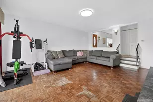 560 Locust Ave, Port Chester, NY 10573 - Photo 11