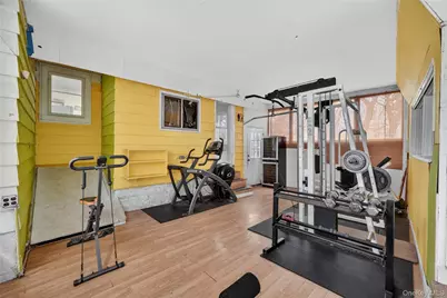 560 Locust Avenue, Port Chester, NY 10573 - Photo 29