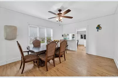 560 Locust Avenue, Port Chester, NY 10573 - Photo 13