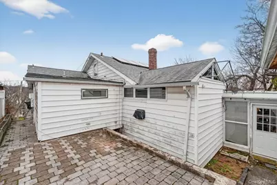 560 Locust Avenue, Port Chester, NY 10573 - Photo 31