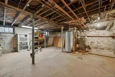 560 Locust Avenue, Port Chester, NY 10573 - Photo 35