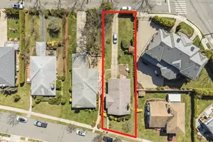 144-30 South Dr, Whitestone, NY 11357 - Photo 3