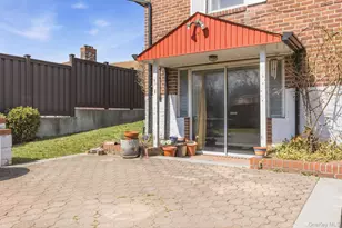 144-30 South Dr, Whitestone, NY 11357 - Photo 19