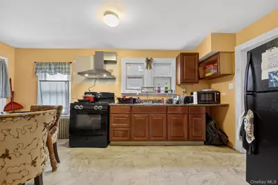 113 Old Bay Street, Peekskill, NY 10566 - Photo 9