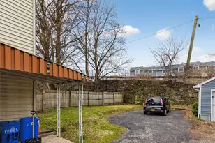 113 Old Bay St, Peekskill, NY 10566 - Photo 3