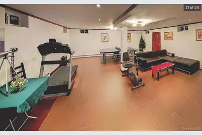 12304 6th Avenue, College Point, NY 11356 - Photo 21