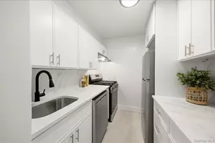 610 Waring Ave, Bronx, NY 10467 - Photo 15