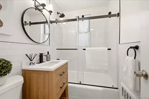 610 Waring Ave, Bronx, NY 10467 - Photo 13