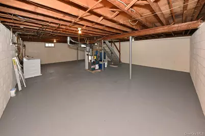 160 E Willow Tree Road, Spring Valley, NY 10977 - Photo 27