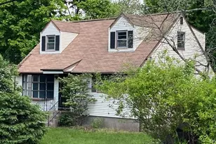 160 E Willow Tree Rd, Spring Valley, NY 10977 - Photo 29