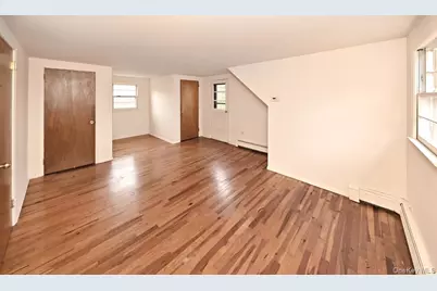 160 E Willow Tree Road, Spring Valley, NY 10977 - Photo 17