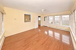 160 E Willow Tree Rd, Spring Valley, NY 10977 - Photo 15