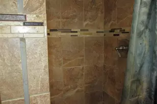 39 Split Cedar Dr, Islandia, NY 11749 - Photo 23