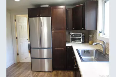 39 Split Cedar Drive, Islandia, NY 11749 - Photo 31