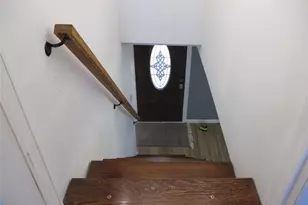 39 Split Cedar Dr, Islandia, NY 11749 - Photo 37