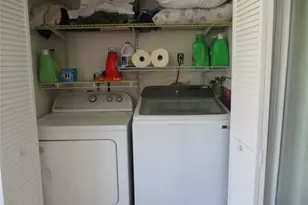 39 Split Cedar Dr, Islandia, NY 11749 - Photo 11