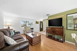 15 Newport Ave, Selden, NY 11784 - Photo 7