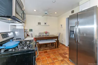 60-39 251st Street #2nd Fl, Little Neck, NY 11362 - Photo 11