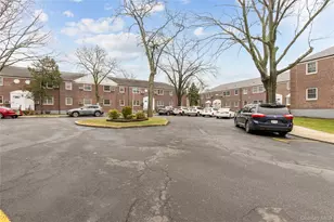 60-39 251st St, Little Neck, NY 11362 - Photo 25