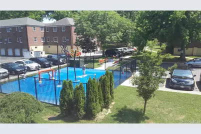 60-39 251st Street #2nd Fl, Little Neck, NY 11362 - Photo 25