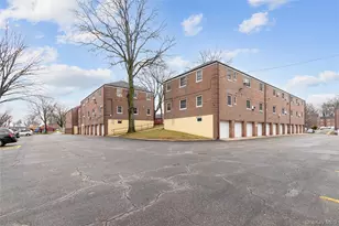 60-39 251st St, Little Neck, NY 11362 - Photo 21