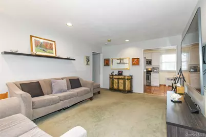 60-39 251st Street #2nd Fl, Little Neck, NY 11362 - Photo 5