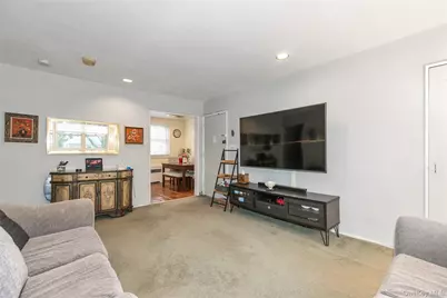 60-39 251st Street #2nd Fl, Little Neck, NY 11362 - Photo 5