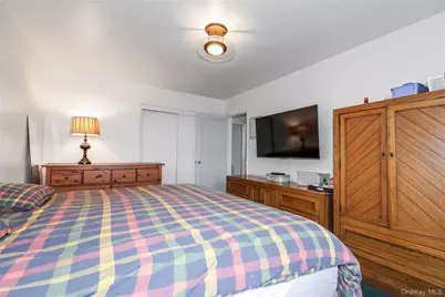 60-39 251st Street #2nd Fl, Little Neck, NY 11362 - Photo 13