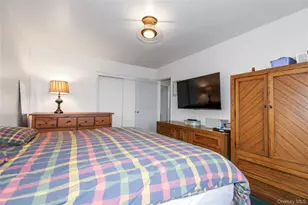 60-39 251st St, Little Neck, NY 11362 - Photo 13