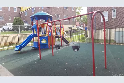 60-39 251st Street #2nd Fl, Little Neck, NY 11362 - Photo 23