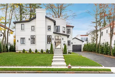 120 Baker Hill Road, Great Neck, NY 11023 - Photo 3