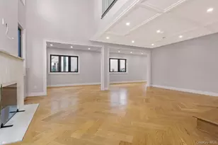 120 Baker Hill Rd, Great Neck, NY 11023 - Photo 15