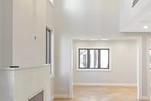 120 Baker Hill Rd, Great Neck, NY 11023 - Photo 17