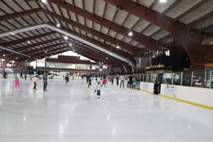 18 Robin Way, Great Neck, NY 11021 - Photo 23