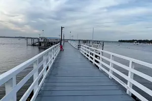 18 Robin Way, Great Neck, NY 11021 - Photo 25