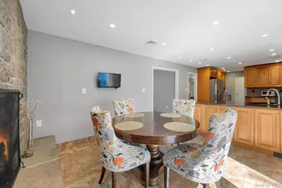 103 Bradley Avenue, White Plains, NY 10607 - Photo 9