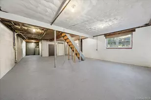 103 Bradley Ave, White Plains, NY 10607 - Photo 27