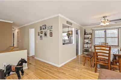 191 Hawthorne Street, Mastic, NY 11950 - Photo 5