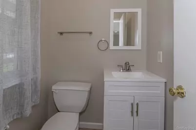 423 Kings Highway, Warwick, NY 10990 - Photo 9