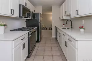 423 Kings Hwy, Warwick, NY 10990 - Photo 7